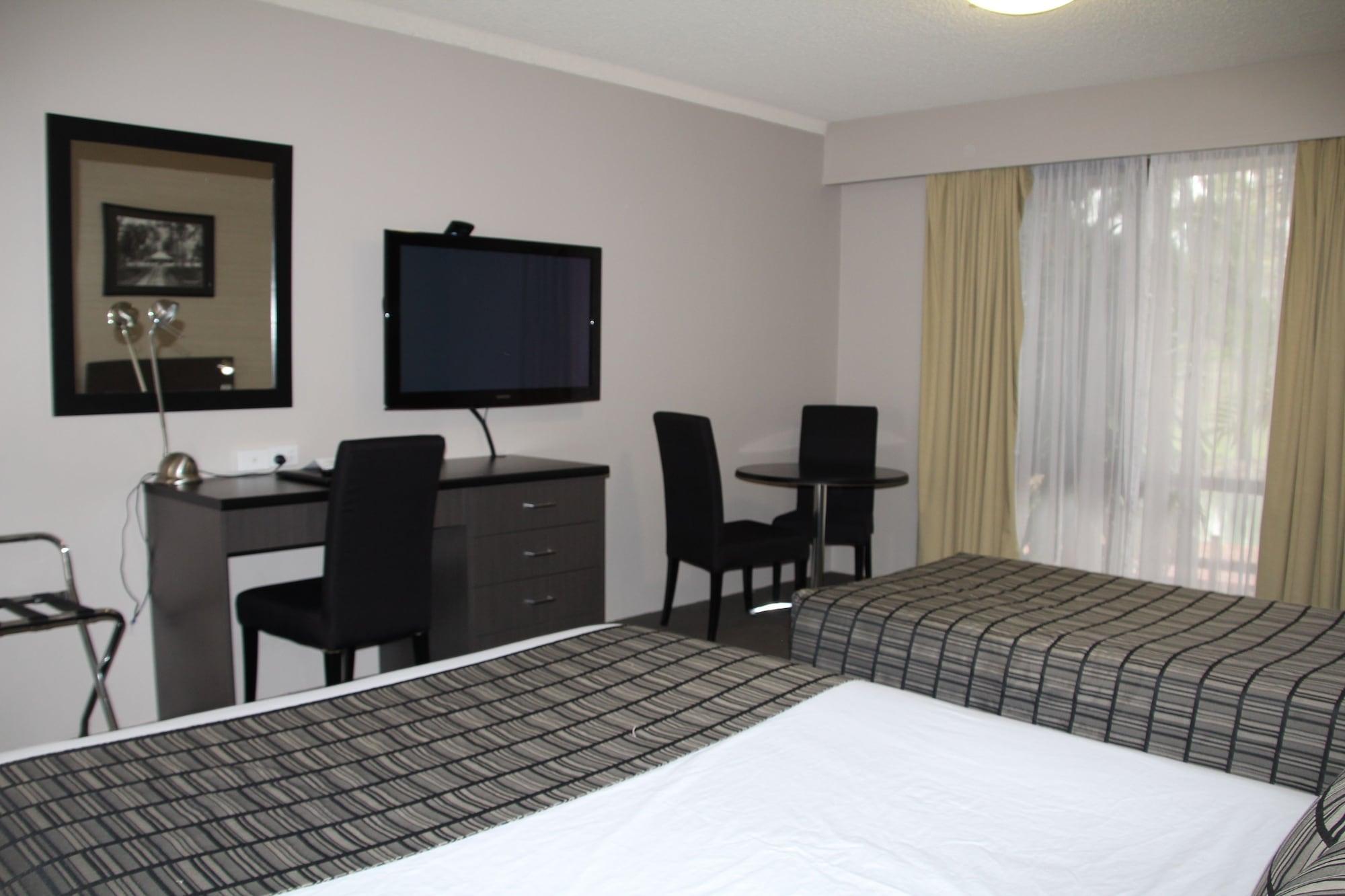 The Galaxy Motel กอสเฟิร์ด ภายนอก รูปภาพ